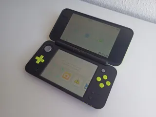 Consola Nintendo 2DS XL Japonesa