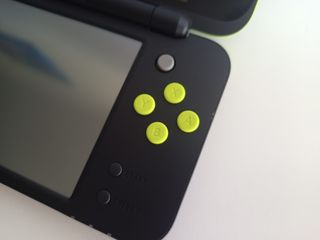 Consola Nintendo 2DS XL Japonesa