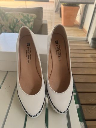 Cuñas JOSE SAENZ Piel Blanca Esparto Plateado