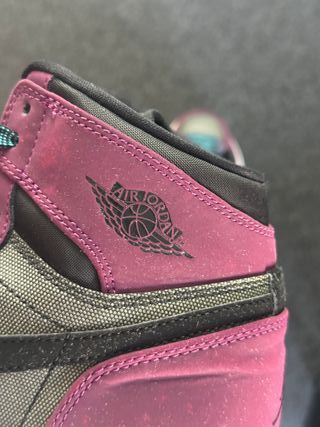 Nike Jordan 1 Mid 42 Viola