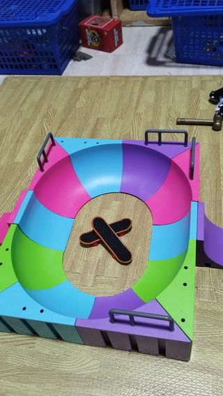 Conjunto de rampas,patinetes y bici de dedo