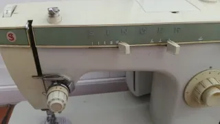 Máquina de coser Singer 258