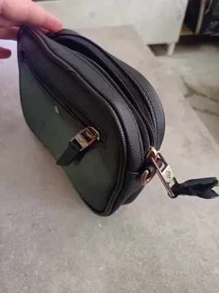 Bolso de mano hombre negro