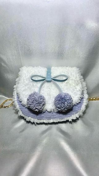 Bolso de hombro hecho a mano