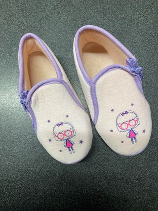Pantofole bambina nuove n.28