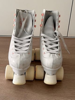 Patines de bota blancos talla 36