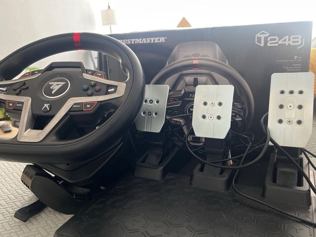 Volante Thrustmaster T248 Híbrido Xbox