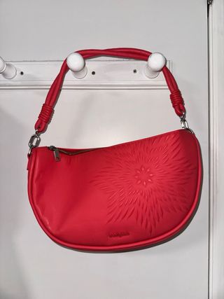 Bolso Desigual Rojo, más que rojo es un color cora