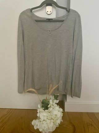 Camiseta gris Massimo Dutti manga larga