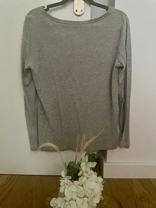 Camiseta gris Massimo Dutti manga larga