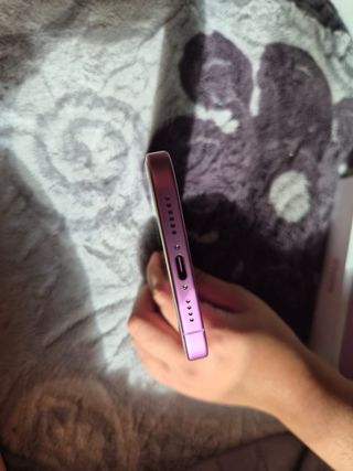 iPhone 16 Plus Rosa/Morado