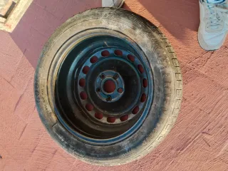 Llanta con neumático Goodyear