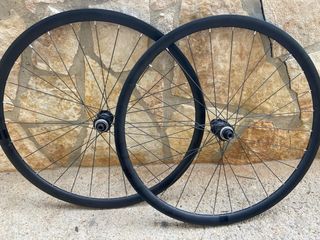 Ruote in carbonio a 34 profili