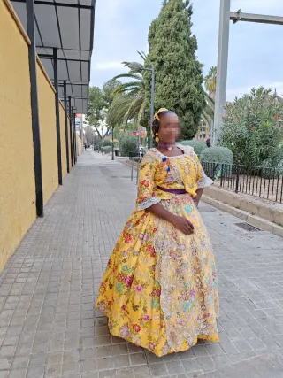 Vestido de fallera amarillo