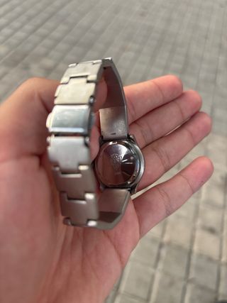 Orologio originale Gucci 1500 in argento e bianco