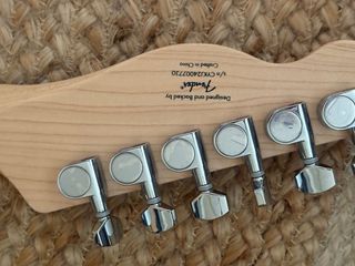 Guitarra Squier Affinity Telecaster Blanco Olímpic