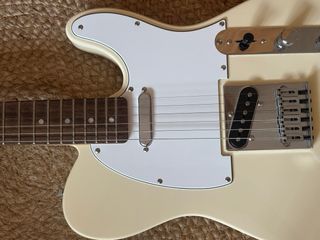 Guitarra Squier Affinity Telecaster Blanco Olímpic