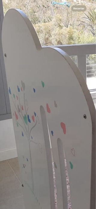 Cuna blanca para bebé con colchón