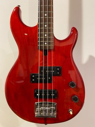 Bajo Electrico Yamaha BB1000S