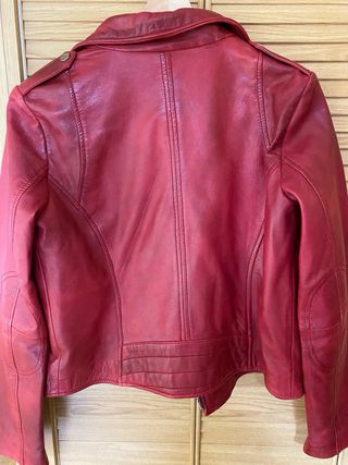 Chaqueta piel auténtica roja para mujer