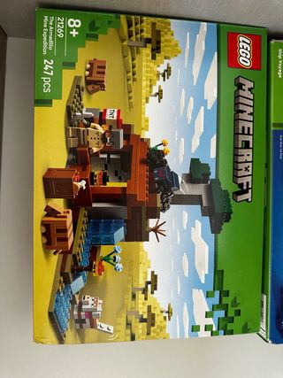LEGO Minecraft 21269 The Armadillo Expedition