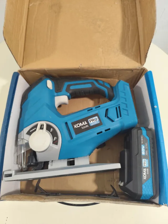 Alquiler Caladora Koma Pro Tools Serie 20V