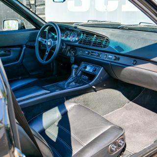 porsche 944 1988
