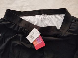 Pantalón corto deportivo mujer John Smith negro