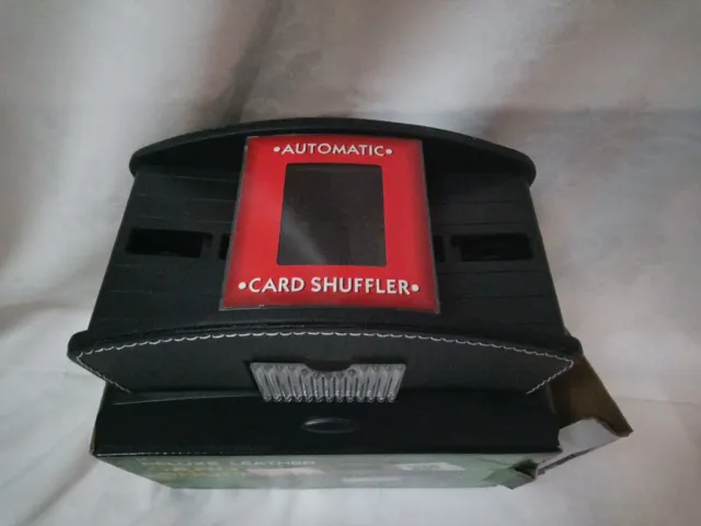 Misturador automático de cartões de couro