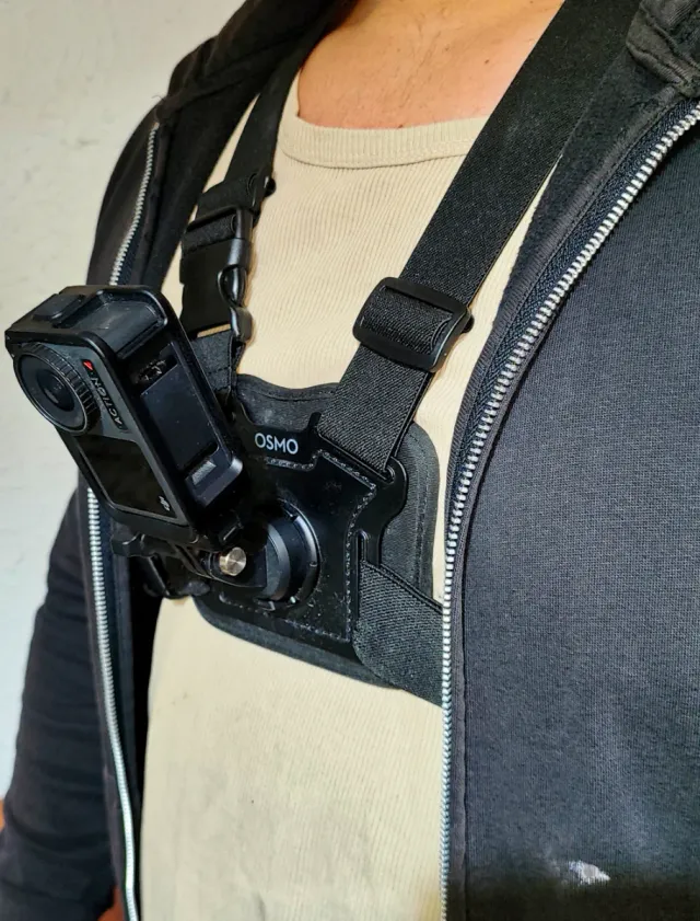 DJI Osmo Action 4 CámaraDeportiva+Kit de Accesorio