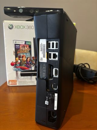 Xbox 360 + Kinect + Juegos + Mando