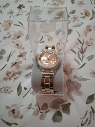 Nuovo orologio Swatch in oro