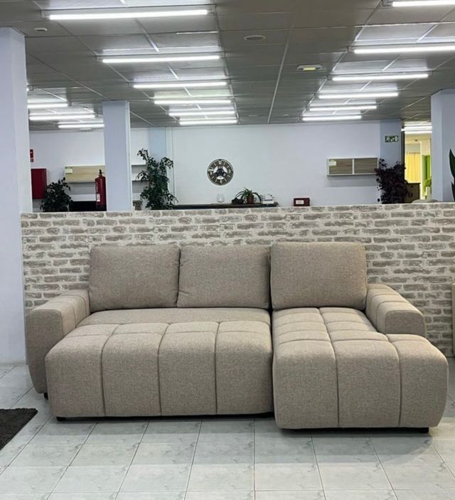 Sofa de alta gama en oferta con cama y arcon