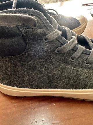 Zapatillas bota Zara hombre grises y beige