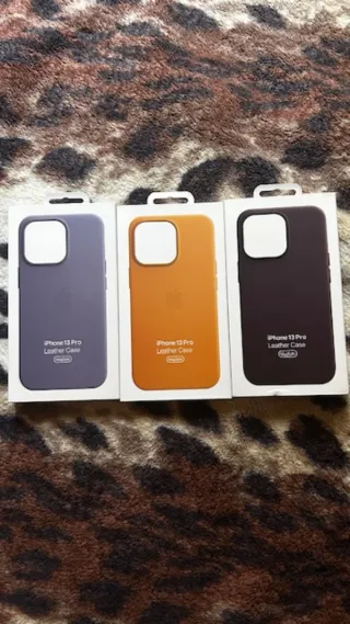 Custodia in pelle per iPhone 13 Pro
