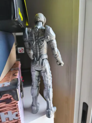 Figura Ultron Marvel