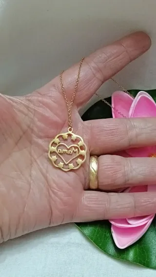 Collar Mama Corazón Estrellas Oro