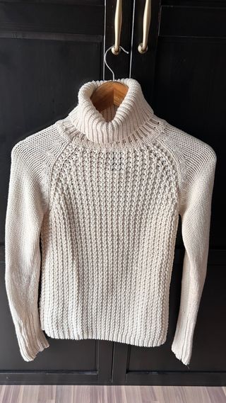 Jersey crudo cuello alto talla M