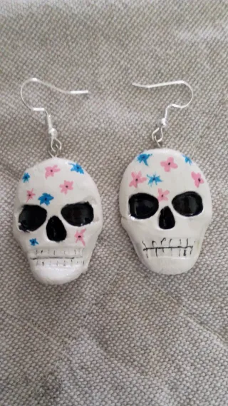 Orecchini handmade teschio fiori