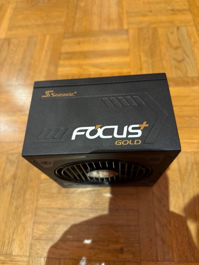 Fonte de alimentação Seasonic Focus+ 550W 80+ G