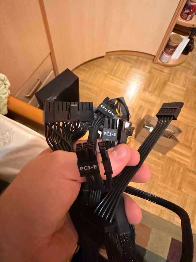 Fonte de alimentação Seasonic Focus+ 550W 80+ G