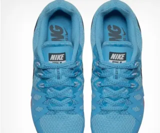 Zapatillas clavos Nike Talla 36