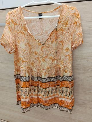 Blusa SHEIN Beige y Naranja Talla S