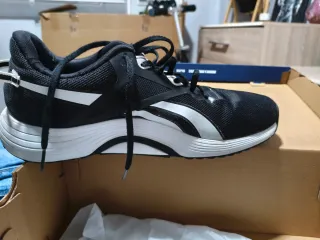 Zapatillas Reebok Hombre Negras y Blancas