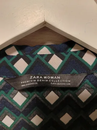 Vestido corto Zara estampado