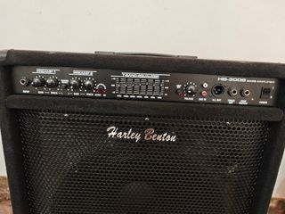 Amplificador Bajo Harley Benton HB-300B