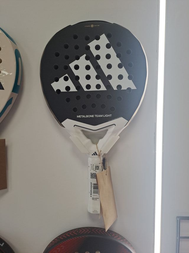 Pala Padel Adidas Metalbone Team Light 2025