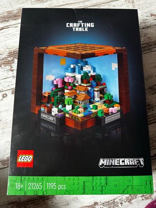 LEGO Minecraft La Mesa de Creación 21265