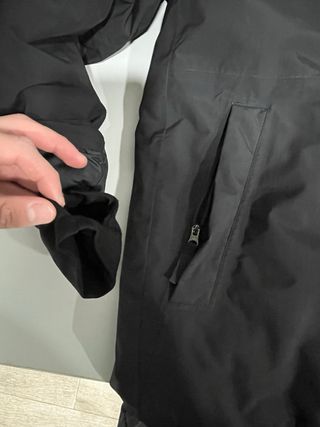 Abrigo The North Face Negro con Capucha