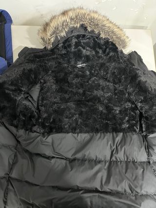 Abrigo The North Face Negro con Capucha